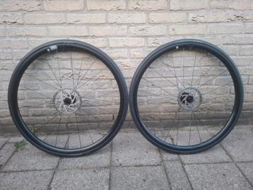 Giant PR-2 disc wielset beschikbaar voor biedingen