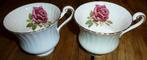 2 tasses à thé (set) avec rose violette dans une tasse, Enlèvement ou Envoi