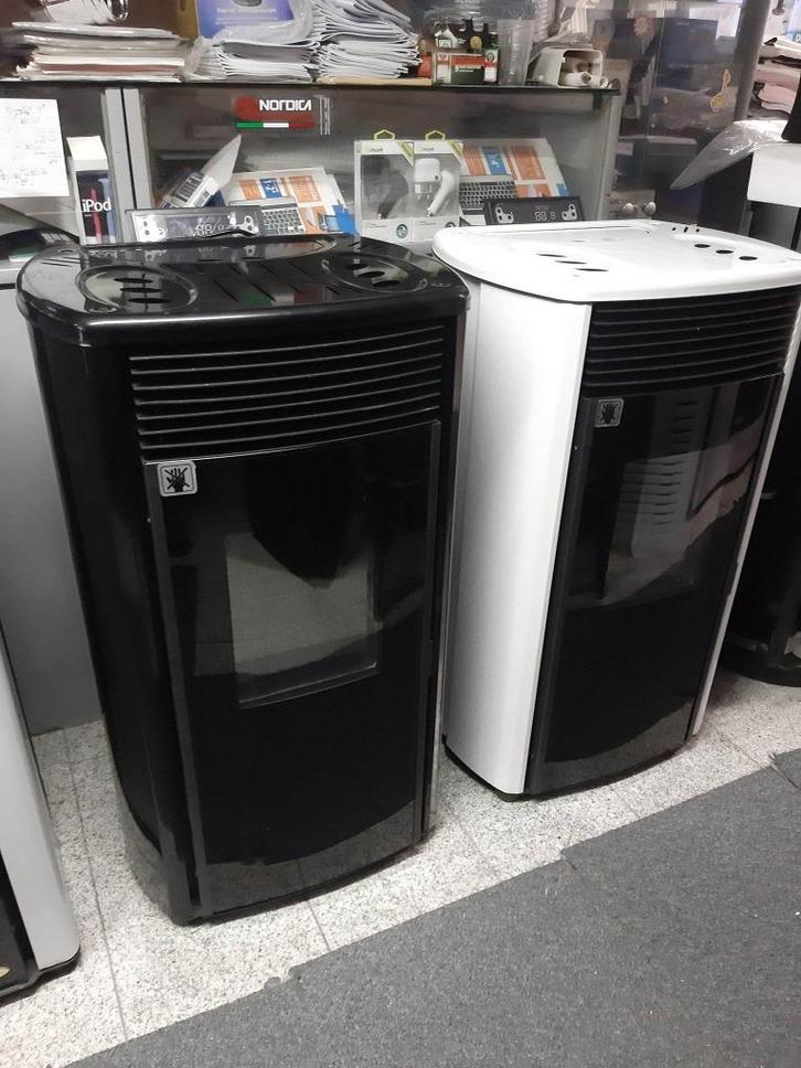 Pelletkachel 15kw 2jaar garantie, Huis en Inrichting, Kachels, Nieuw, Vrijstaand, Pelletkachel, Hout, Ophalen of Verzenden