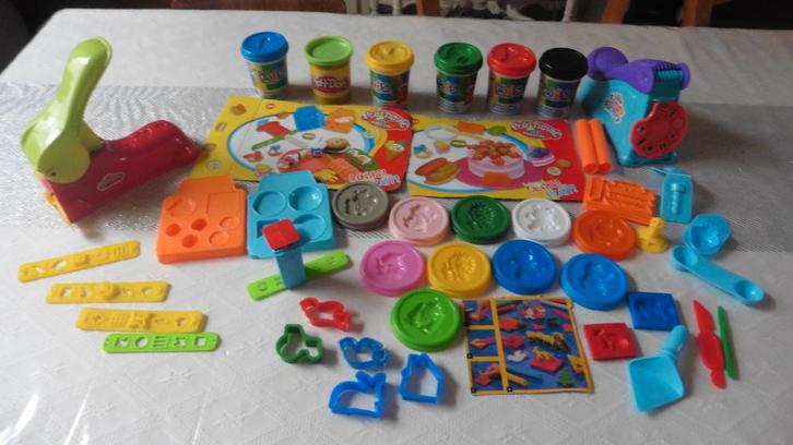 Divers éléments pour jouer avec pâte à modeler, Enfants & Bébés, Jouets | Autre, Utilisé, Garçon ou Fille, Enlèvement ou Envoi