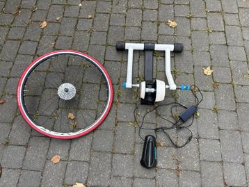 trainer connecté Bkool smart Go beschikbaar voor biedingen