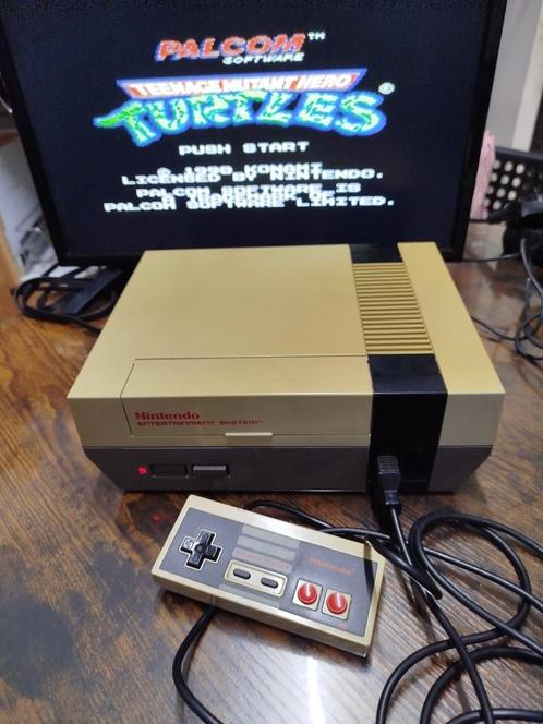 Véritable Nintendo NES de 1985 vintage rétro gaming, Games en Spelcomputers, Spelcomputers | Nintendo NES, Zo goed als nieuw, Met 1 controller