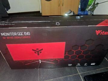 Nieuwe Itek 30 inch 21:9 200hz monitor  beschikbaar voor biedingen