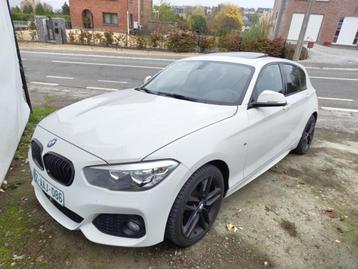 BMW 118D PACK M *TOIT OUVRANT*ALCANTARA*NAVIGATION*PDC* disponible aux enchères