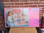 Barbie huis, Kinderen en Baby's, Speelgoed | Poppenhuizen, Ophalen of Verzenden, Zo goed als nieuw, Poppenhuis