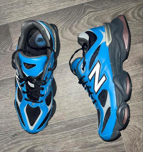 New Balance 9060 - Blauw/Zwart - Maat 44, Kleding | Heren, Schoenen, Nieuw, Sneakers, Blauw, Ophalen of Verzenden