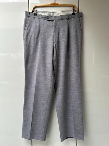 Pantalon gris Canda - Taille 44 ---