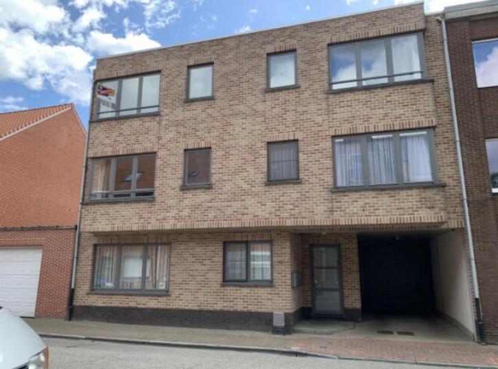 Modern instapklaar 2-slpk appartement met terras en berging, Immo, Appartementen en Studio's te huur, Provincie Oost-Vlaanderen
