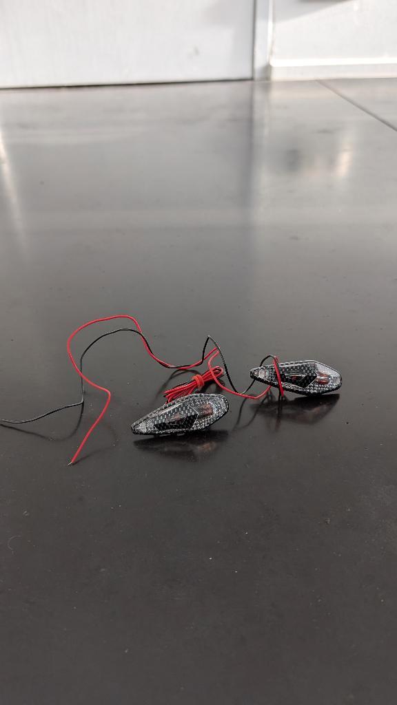 Indicateurs d'aspect en fibre de carbone Dax New, Vélos & Vélomoteurs, Pièces de cyclomoteur | Général, Neuf, Autres types, Enlèvement ou Envoi