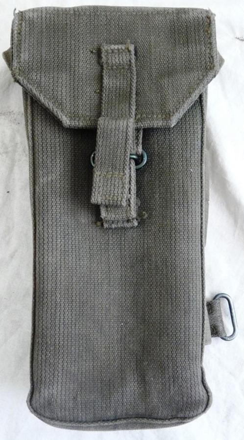 Munitie Tas Links, Ammunition Pouch Left, P58, jaren'70.(1), Collections, Objets militaires | Général, Armée de terre, Enlèvement ou Envoi