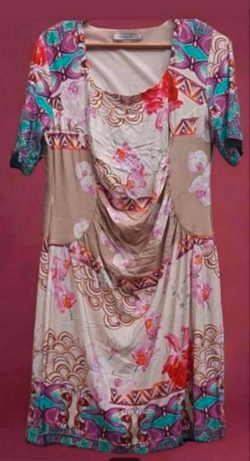 ✨️AMaNIA Mo Jurk Maat 42 Zo goed als nieuw✨️, Kleding | Dames, Jurken, Zo goed als nieuw, Maat 42/44 (L), Roze, Knielengte, Ophalen of Verzenden