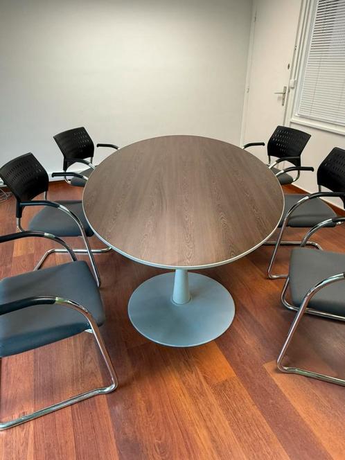 Tafel + gratis 6 stoelen, Zakelijke goederen, Kantoor en Winkelinrichting | Kantoormeubilair en Inrichting, Tafel, Aankleding binnen