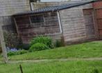 Degelijk tuinhuis bestaande uit 2 panelen met deur+venster, Tuin en Terras, Tuinhuizen, Ophalen, Gebruikt, Hout, Tuinhuis