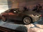Aston Martin V12 - James Bond, Universal Hobbies, Gebruikt, Ophalen of Verzenden, Auto
