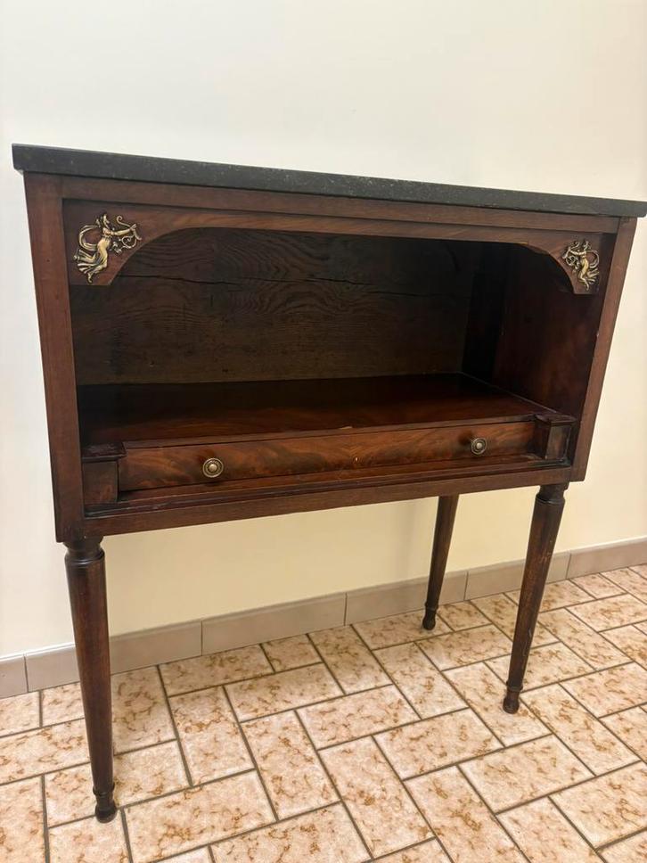 Table de Chevet d'Époque, Style Louis XV / Authentique 1850, Maison & Meubles, Armoires | Secrétaires, Comme neuf, Enlèvement