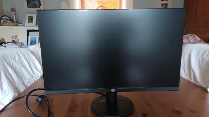 Moniteur HP v24i full HD  1VGA + 1 HDMI, Computers en Software, Monitoren, Zo goed als nieuw, HDMI, HD, Ophalen