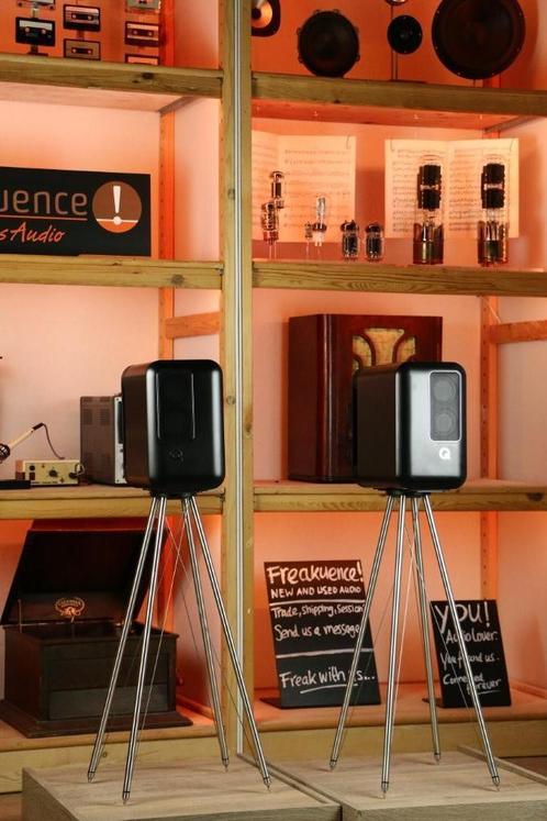 Q Acoustics Q Active 200 DEMOSET* + stands*. Actieve set., Audio, Tv en Foto, Luidsprekerboxen, Zo goed als nieuw, Front, Rear of Stereo speakers