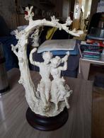 2 kinderen op de schommel, Ophalen of Verzenden, Zo goed als nieuw, Fantasy