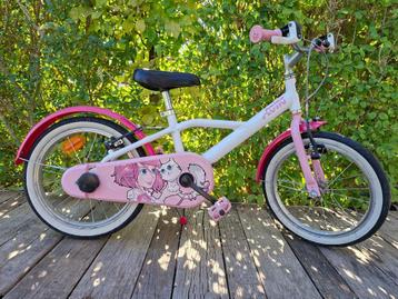 B''TWIN Vélo 16 pouces 4-6 ans Docto Girl + béquille  beschikbaar voor biedingen