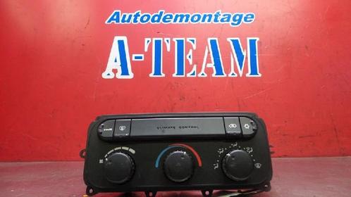 BEDIENINGSPANEEL VERWARMING Voyager / Grand Voyager (RG), Auto-onderdelen, Dashboard en Schakelaars, Chrysler, Gebruikt