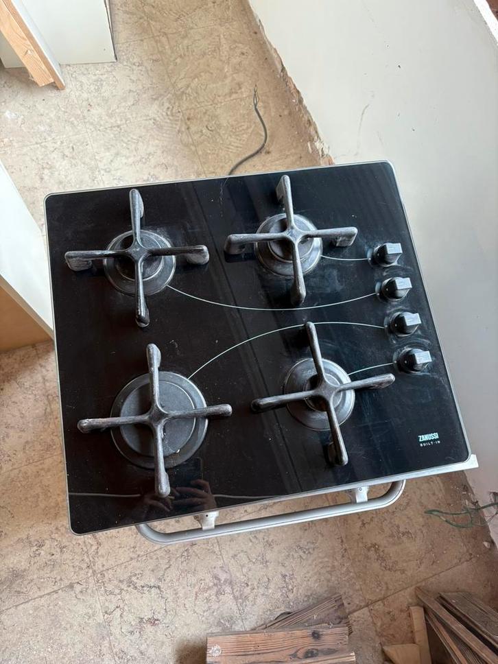 Zanussi Gaskookplaat - 1,5 Jaar Oud - Zeer Goede Staat!, Elektronische apparatuur, Kookplaten, Zo goed als nieuw, Ophalen