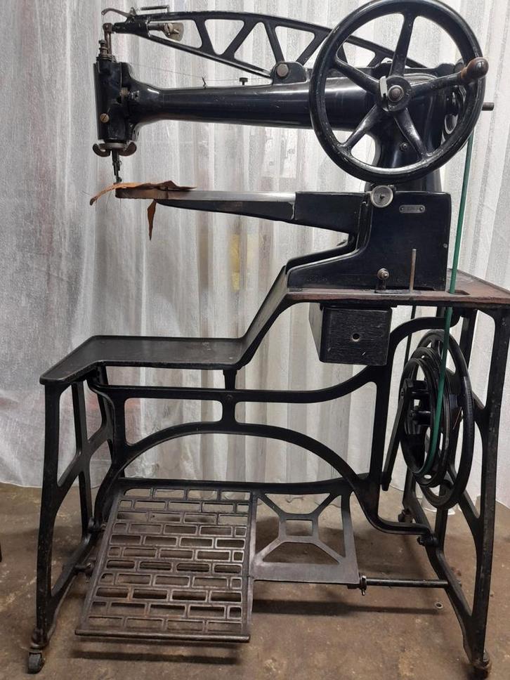 Machine à coudre Shoemakers Adler 30-1., Hobby & Loisirs créatifs, Machines à coudre & Accessoires, Machine à coudre, Enlèvement