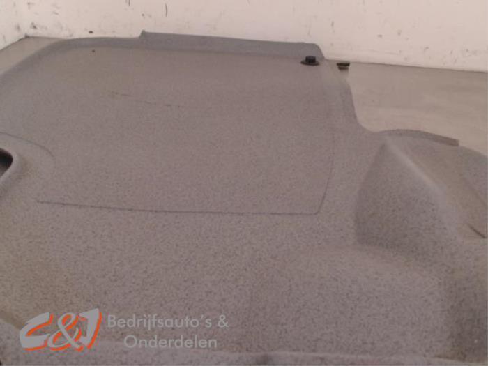 Vloerbedekking van een Volkswagen Crafter, Auto-onderdelen, Interieur en Bekleding, Volkswagen, Gebruikt, 3 maanden garantie, Ophalen of Verzenden