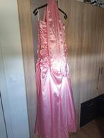 Robe longue de soirée rose bonbon avec étole taille petit, Vêtements | Femmes, Costumes de carnaval & Vêtements de fête, Enlèvement