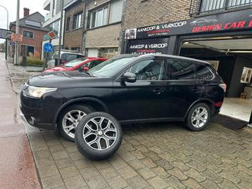 Mitsubishi Outlander 2.2D Boite Automatique 7Place**9504**