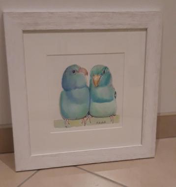 mooie houten kader met print van papegaaien beschikbaar voor biedingen