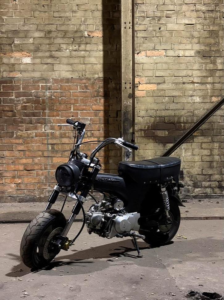 Dax B klasse, Fietsen en Brommers, Brommers | Honda, Zo goed als nieuw, Ophalen