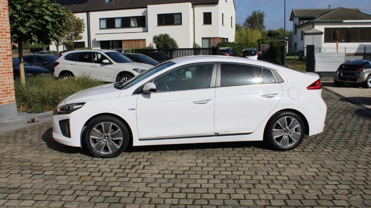 Hyundai IONIQ Hybrid 1.6 GDI Automaat Bwj 01/2017 !!, Auto's, Hyundai, Bedrijf, Te koop, IONIQ, ABS, Achteruitrijcamera, Adaptive Cruise Control
