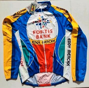 Vintage wielertrui beschikbaar voor biedingen