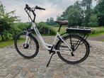 Vélo électrique 28" avec accélérateur, 70km d'autonomie h, Ophalen of Verzenden, Zo goed als nieuw