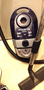 Rowenta stofzuiger van 2000 watt + 3 zakken, Ophalen of Verzenden, Stofzuiger
