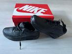Dames meisjes nike sportschoenen nieuw in doos, Sports & Fitness, Course, Jogging & Athlétisme, Neuf, Nike, Chaussures de course à pied