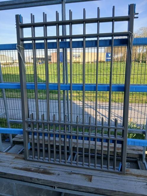 Poort met slot, Tuin en Terras, Tuinpoorten, Zo goed als nieuw, Draaipoort, Staal, 150 tot 200 cm, 200 cm of meer, Ophalen