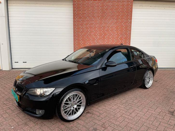 Bmw 320i Coupe Navi Sportstoelen Leer Bbs lemans 19 inch, Auto's, BMW, Particulier, 3 Reeks, Bluetooth, Leder, Ophalen