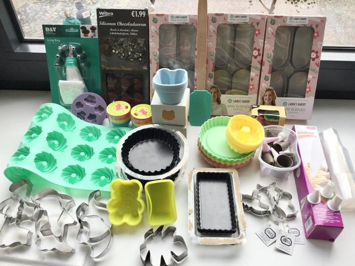 Gevarieerd lot bakspulletjes - Alles nieuw., Maison & Meubles, Cuisine | Casseroles & Poêles, Neuf, Autres types, Autres matériaux