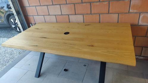 Houten tafel met ijzeren poten, Huis en Inrichting, Bureaus, Gebruikt, Bureau, Ophalen