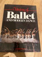History of Ballet and Modern Dance . Judith Steeh, Ophalen of Verzenden, Zo goed als nieuw