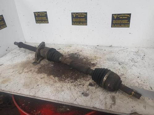 Aandrijfas rechts-voor van een Renault Megane, Auto-onderdelen, Remmen en Aandrijving, Renault, Gebruikt, 3 maanden garantie, Ophalen of Verzenden