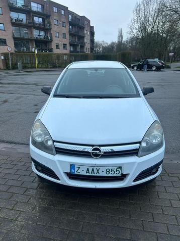 Opel Astra 1.6 benzine (200.000) te koop, Voorwielaandrijving, Euro 5, Stof, Zwart