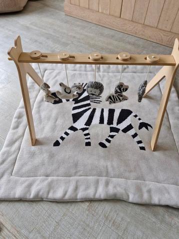 Babyspeelboog Quax beschikbaar voor biedingen