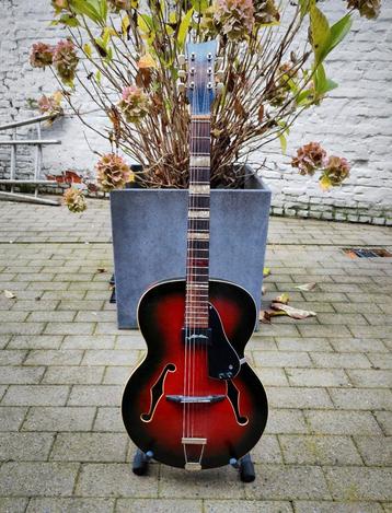 Rodebald Hoyer Alva 1962 Vintage Jazz Archtop disponible aux enchères