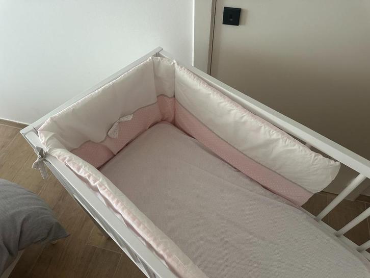 Bopita wieg / ledikant / babybed 90x45cm met accessoires, Kinderen en Baby's, Babywiegjes en Ledikanten, Zo goed als nieuw, Ledikant