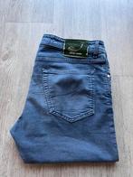 Jacob Cohen jeans size 37 type J622 comfort, Comme neuf, Jacob Cohen, Bleu, W36 - W38 (confection 52/54)