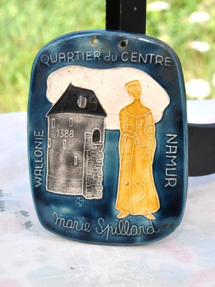 ceramique namur quartier de centre tour marie spilard, Antiek en Kunst, Antiek | Keramiek en Aardewerk, Ophalen of Verzenden