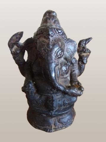 Antiek verweerd bronzen beeldje Ganesh Ganesha olifant god beschikbaar voor biedingen