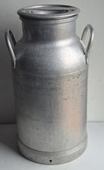 Jolie ancienne cruche à lait (20 litres) aluminium avec couv, Antiquités & Art, Enlèvement